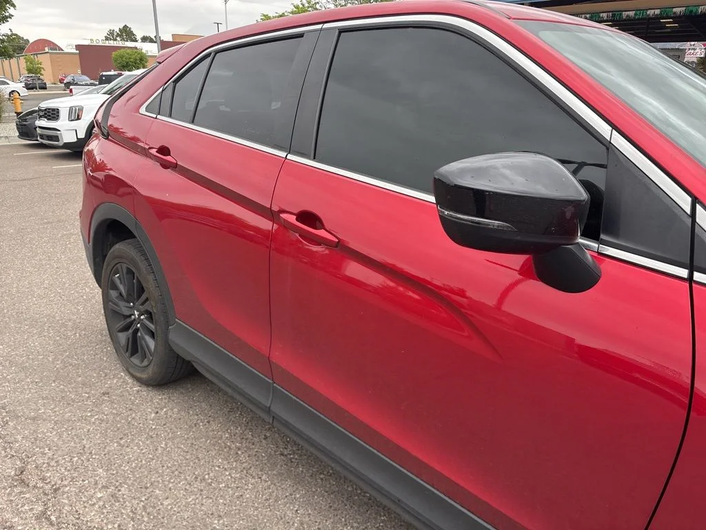 Used 2023 Red Mitsubishi SE image 6