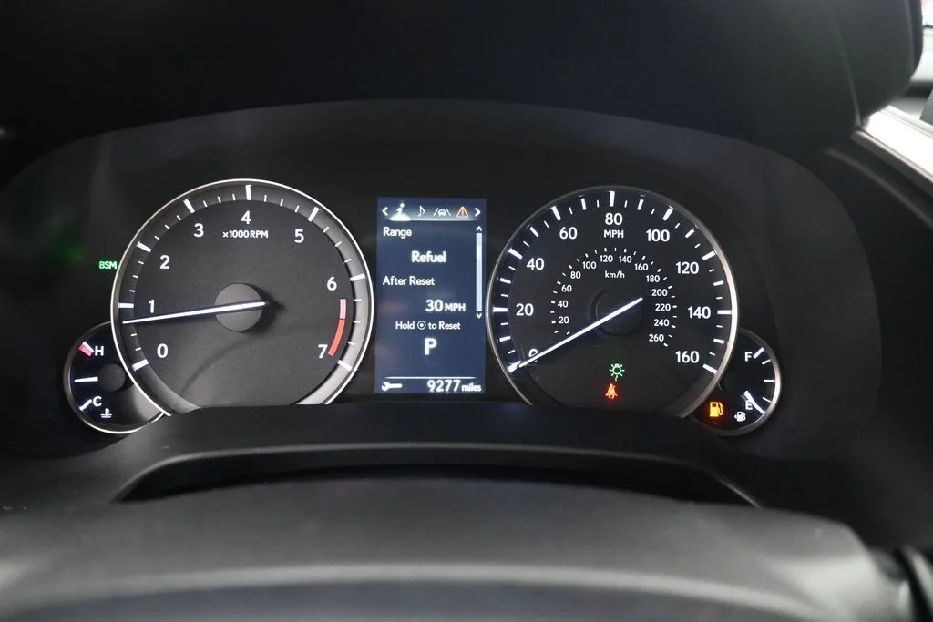 2022 Lexus RX 350 - Photo 18