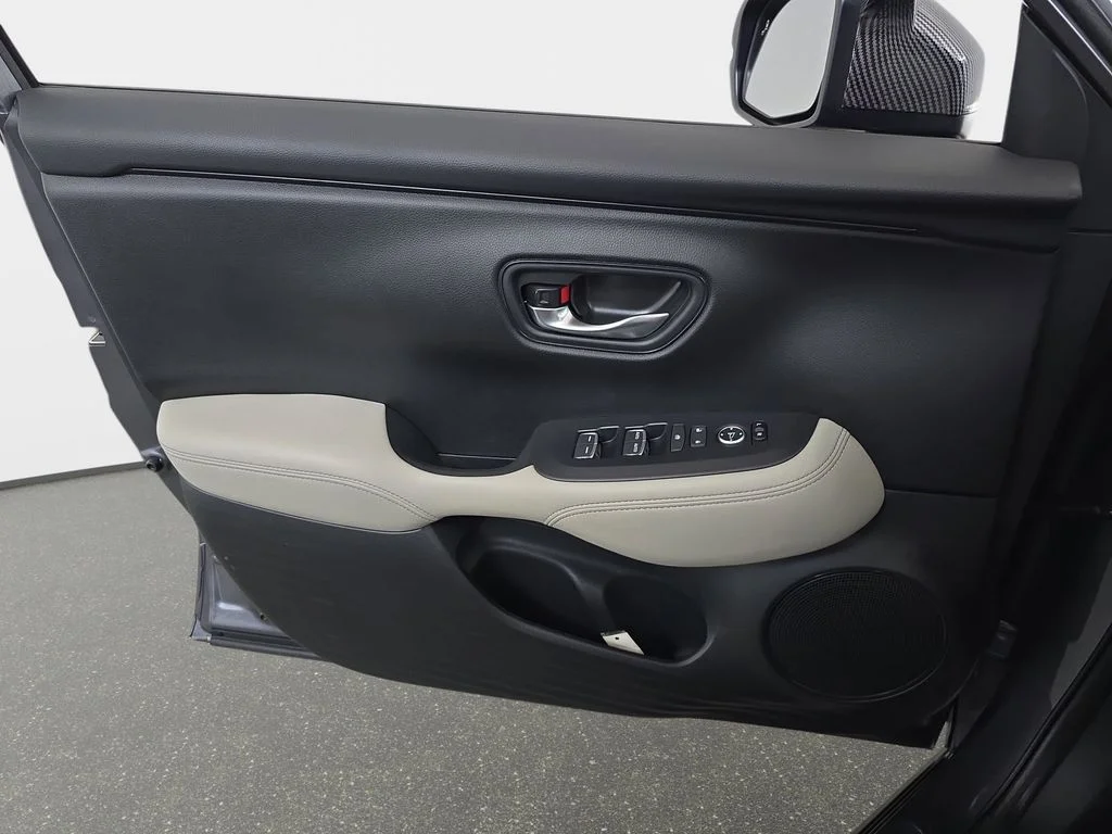 Used 2025 Gray Honda EX-L image 26