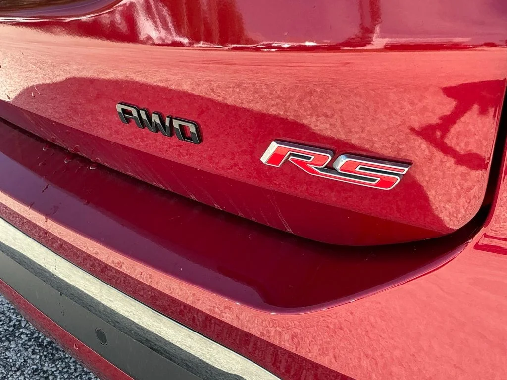 Used 2023 Red Chevrolet RS image 23