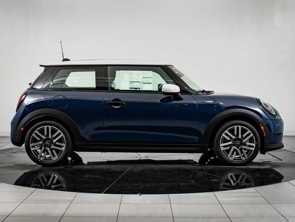 2026 MINI Hardtop 2 Door S - Photo 11