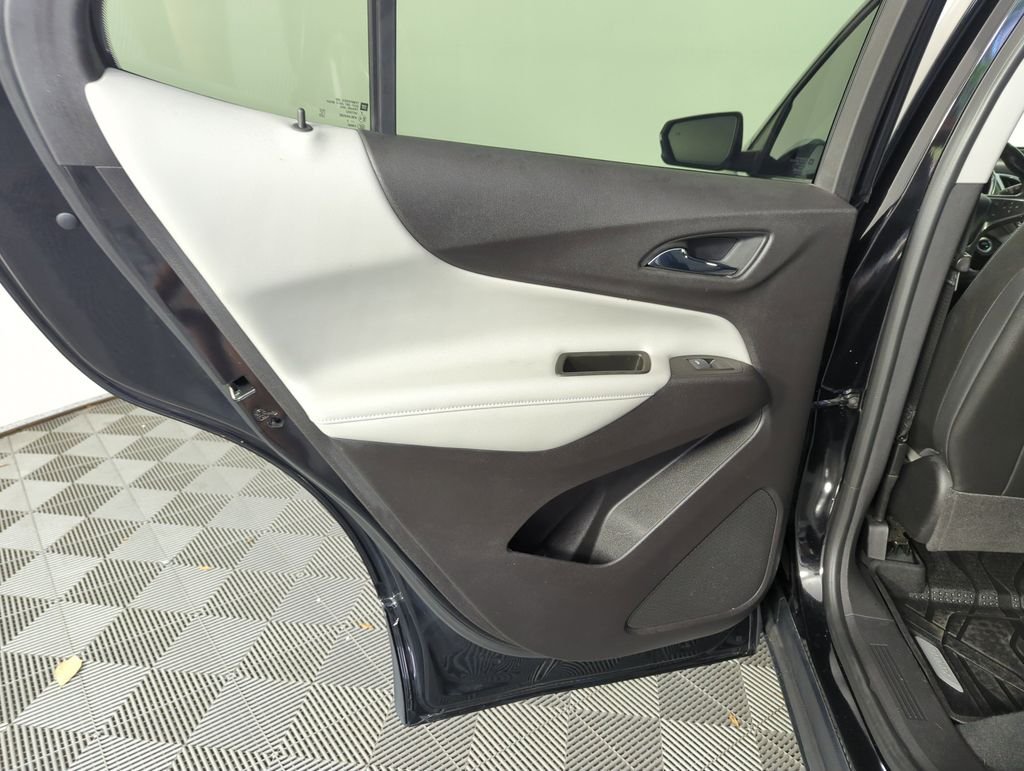 Used 2019 Black Chevrolet Premier image 27