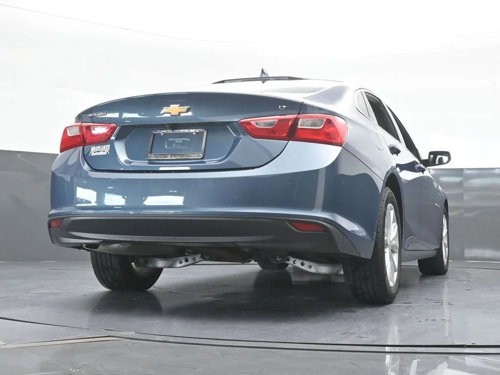 Used 2025 Lakeshore Blue Metallic Chevrolet LT image 56