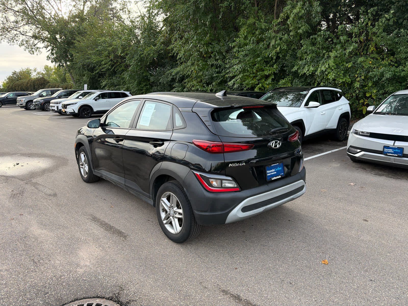 Certified Used 2023 Abyss Black Pearl Hyundai SE image 3