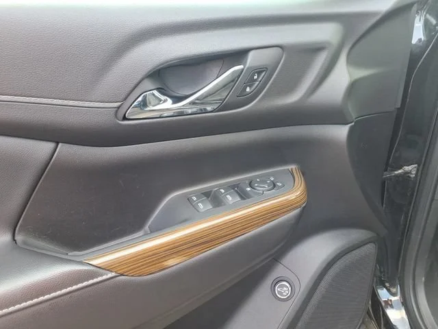2023 GMC Acadia SLE - Photo 17