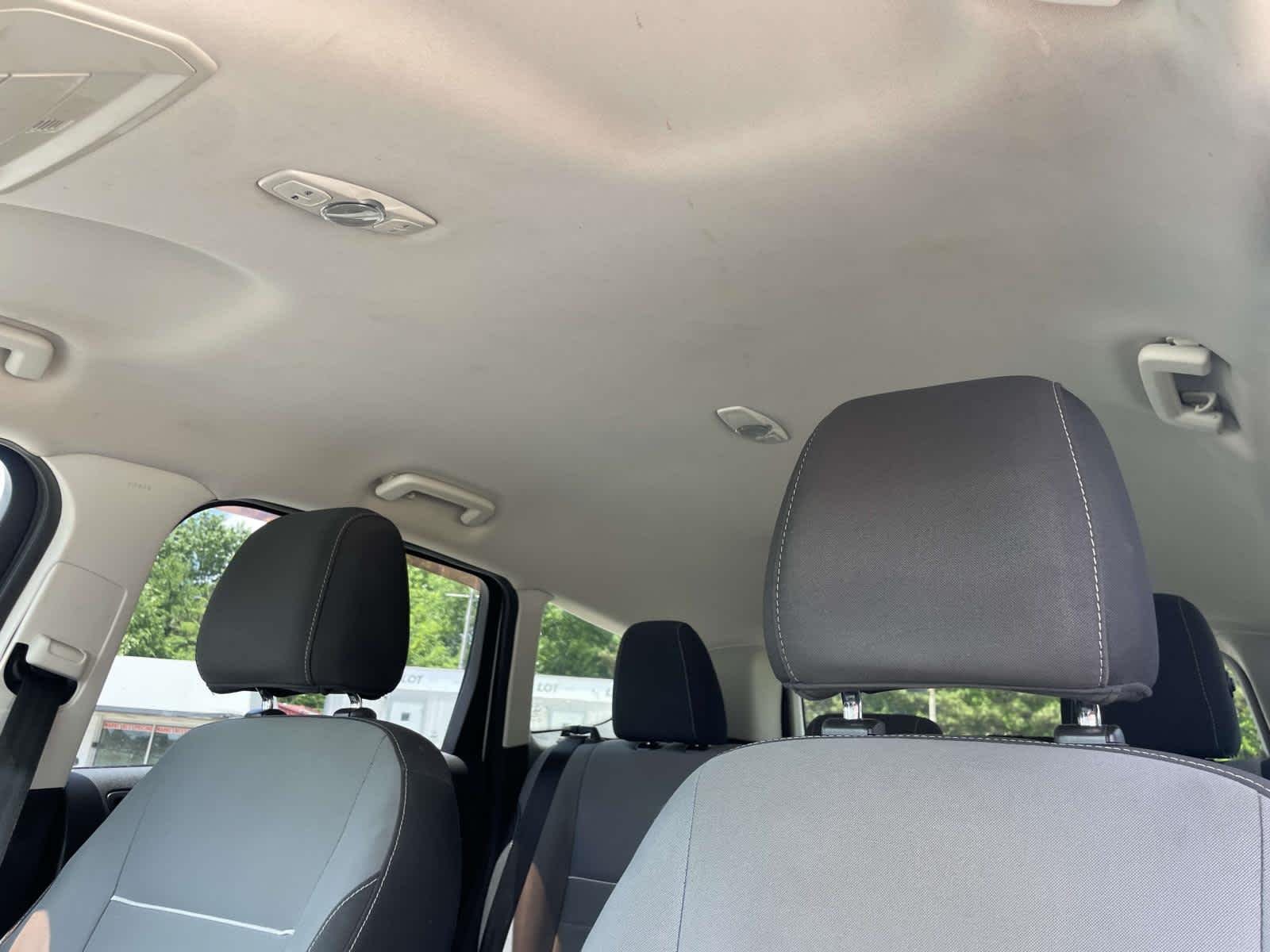 Used 2014 Ingot Silver Metallic Ford SE image 5