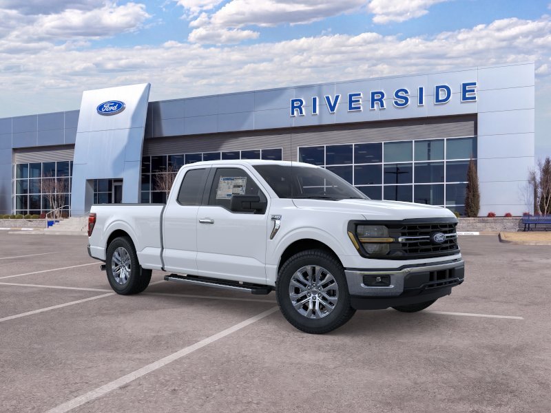 New 2026 Oxford White Ford XLT image 1