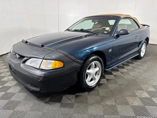 Used 1994 Green Ford GT image 8