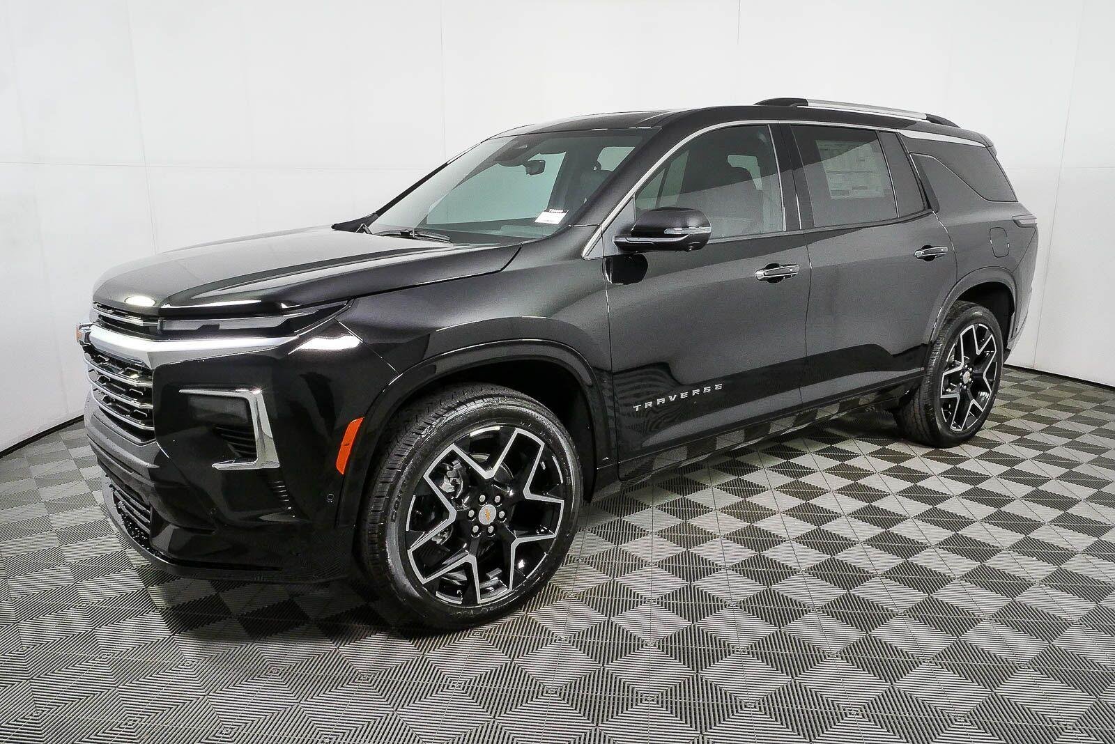 New 2026 Mosaic Black Metallic Chevrolet High Country image 29