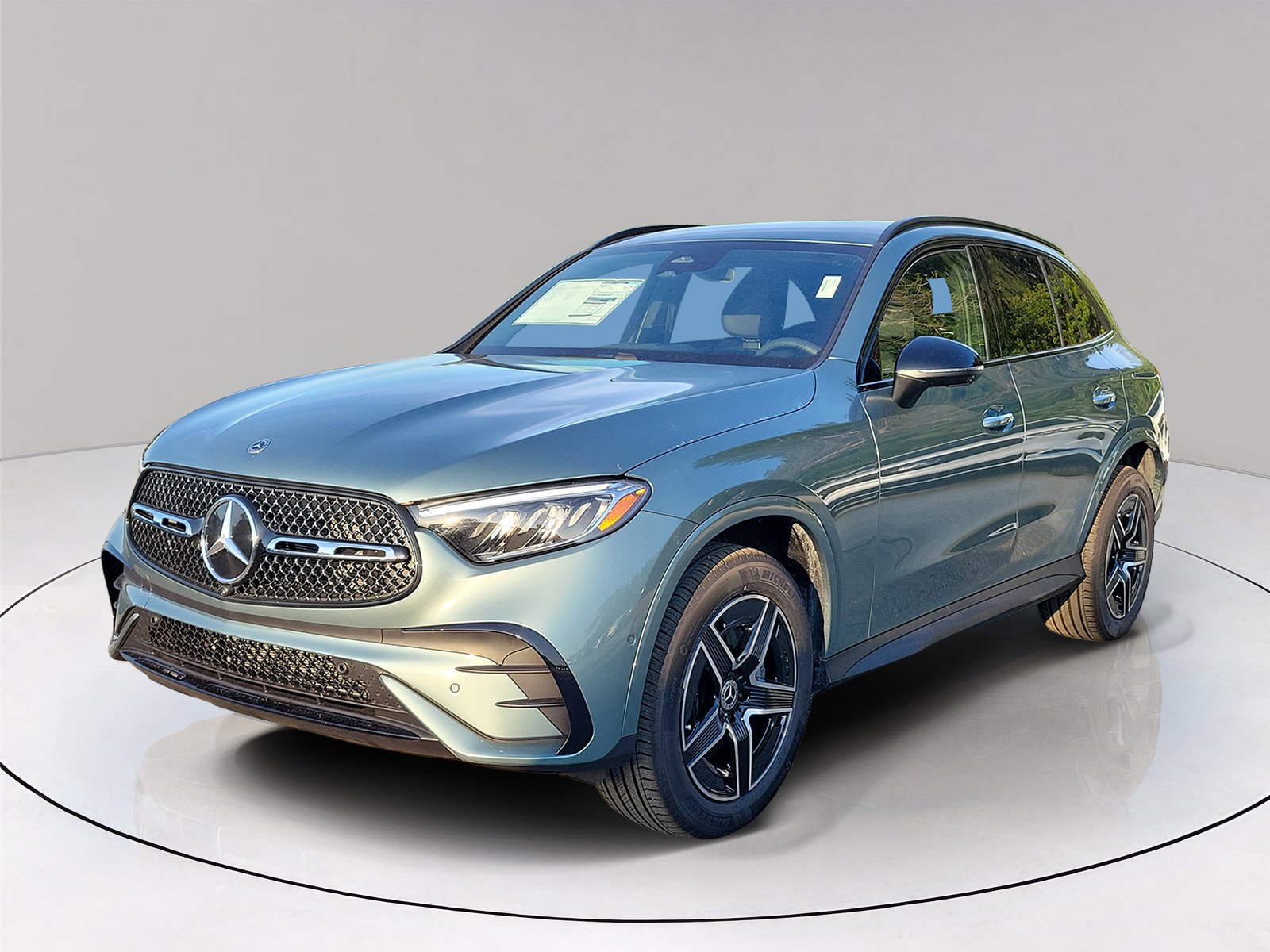 New 2026 Verde Silver Metallic Mercedes-Benz GLC 300 image 33