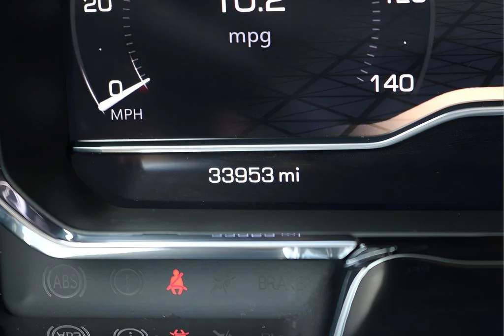 Used 2025 Silver GMC SLT image 26
