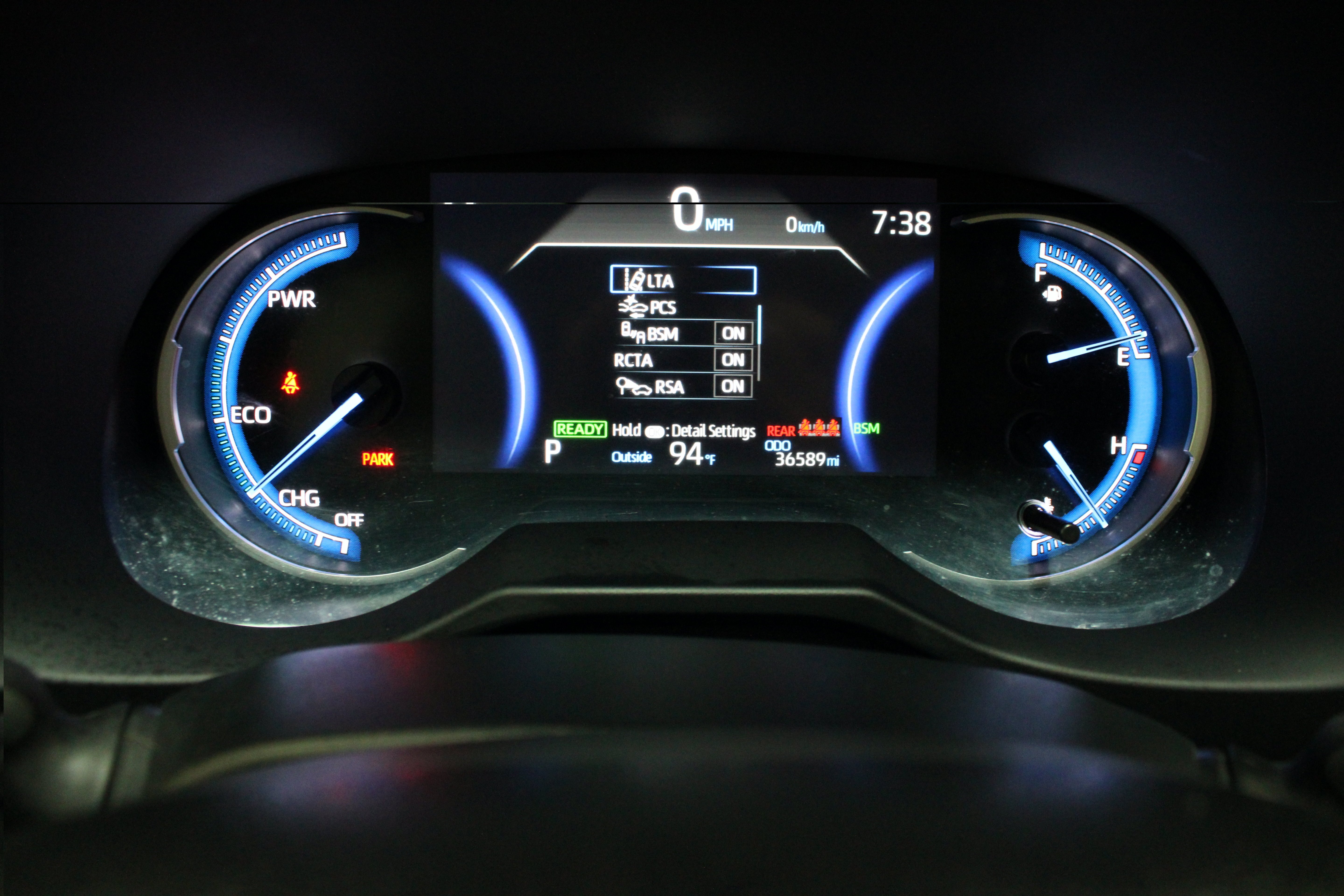 Used 2024 Ice Cap Toyota Hybrid XLE 2.5L image 39