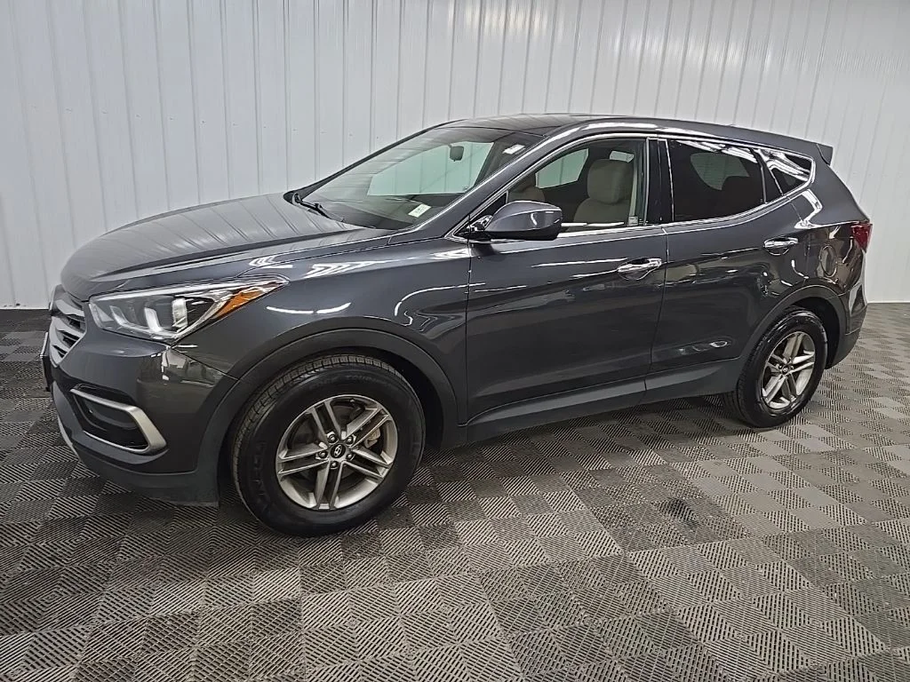 Used 2017 Platinum Graphite Hyundai 2.4 Base image 6