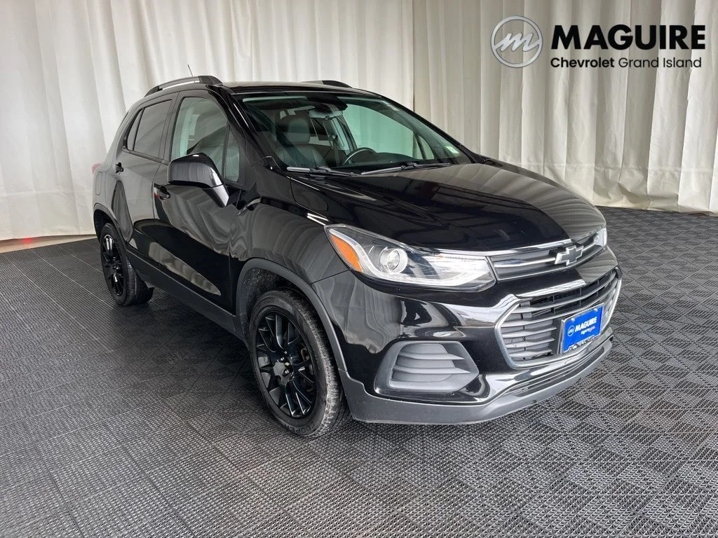 Used 2022 Black Chevrolet LT image 28