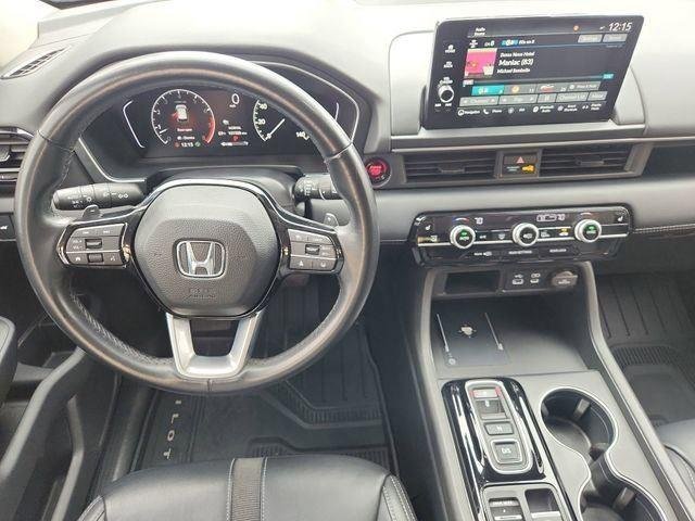 Used 2023 White Honda Touring image 11