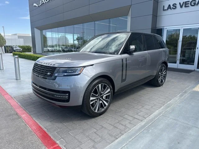 2025 Land Rover Range Rover 3.0 PHEV SE SWB's photo