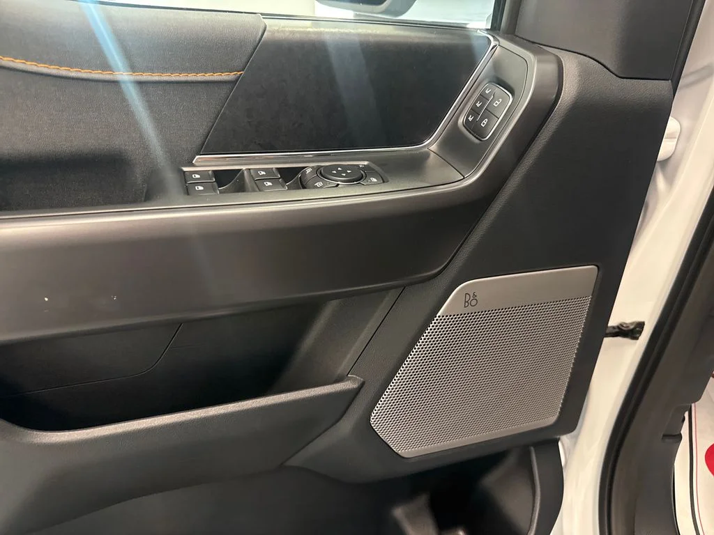 New 2026 White Ford Tremor image 13