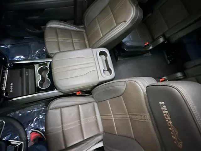 Used 2025 Black Chevrolet High Country image 25