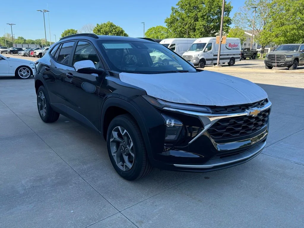 2026 Chevrolet Trax LT's photo