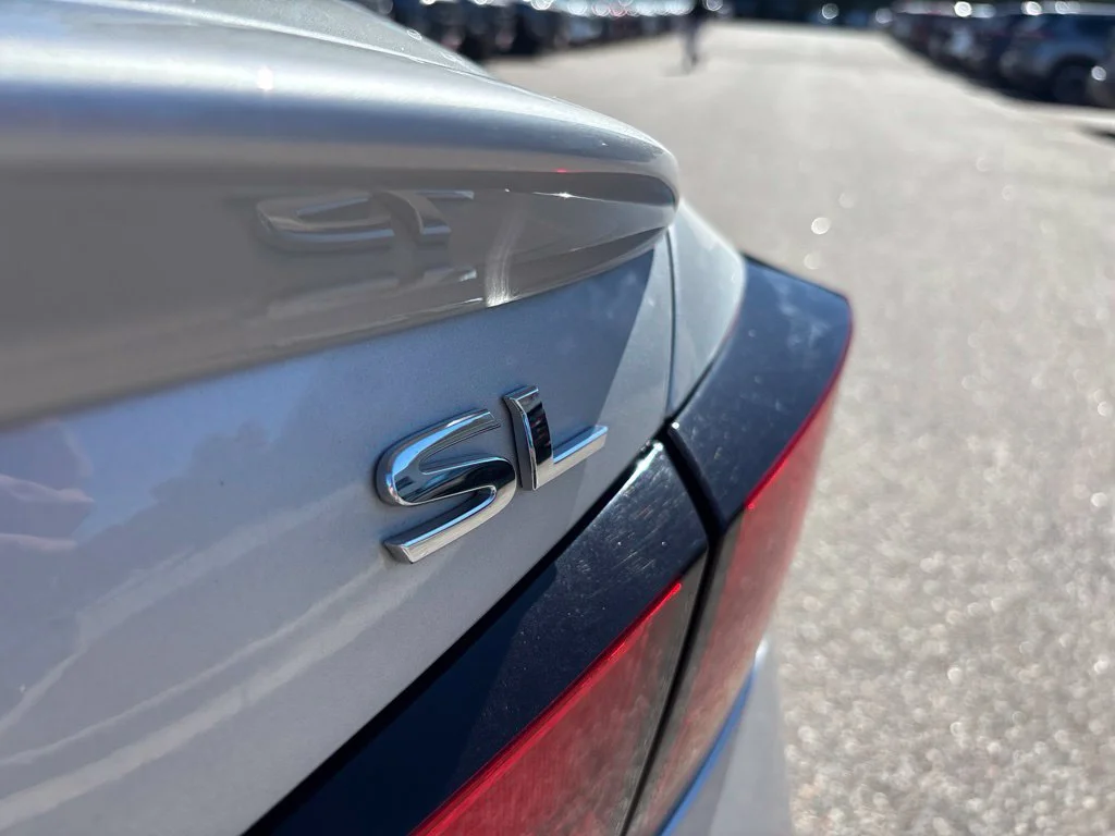 Used 2022 Silver Nissan 2.5 SL image 16