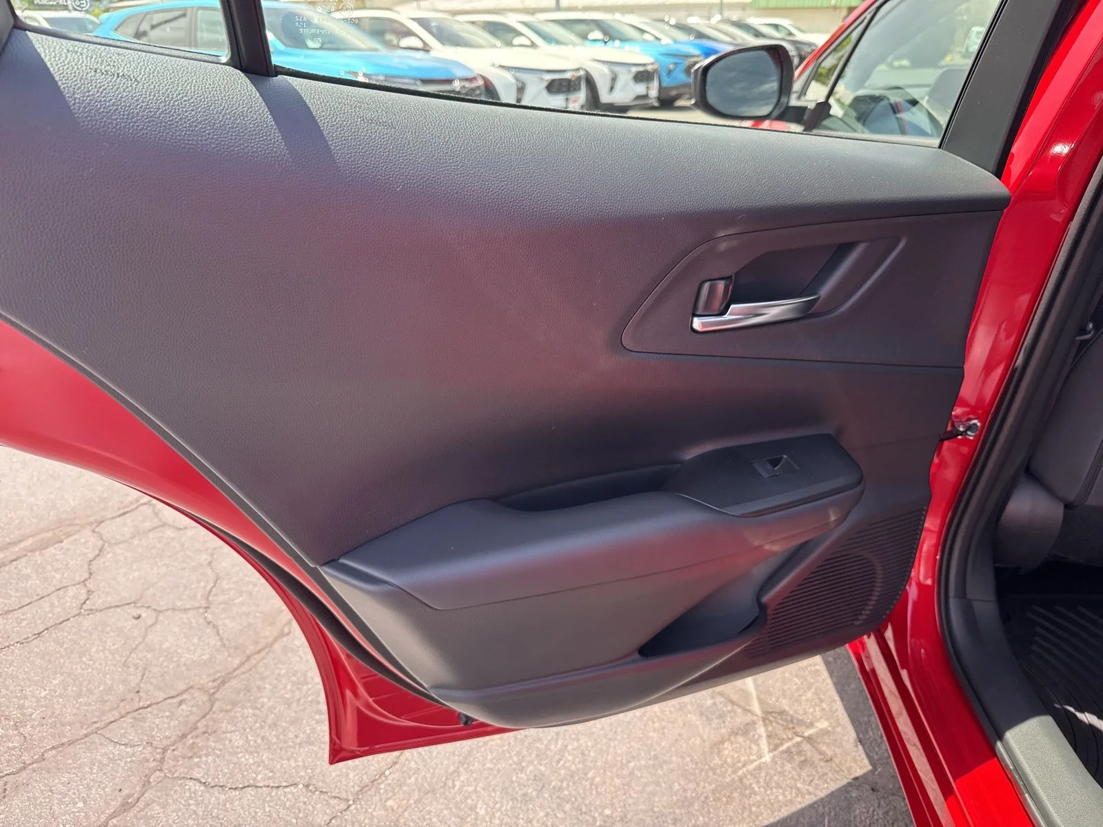 2025 Toyota Prius XSE Premium - Photo 28