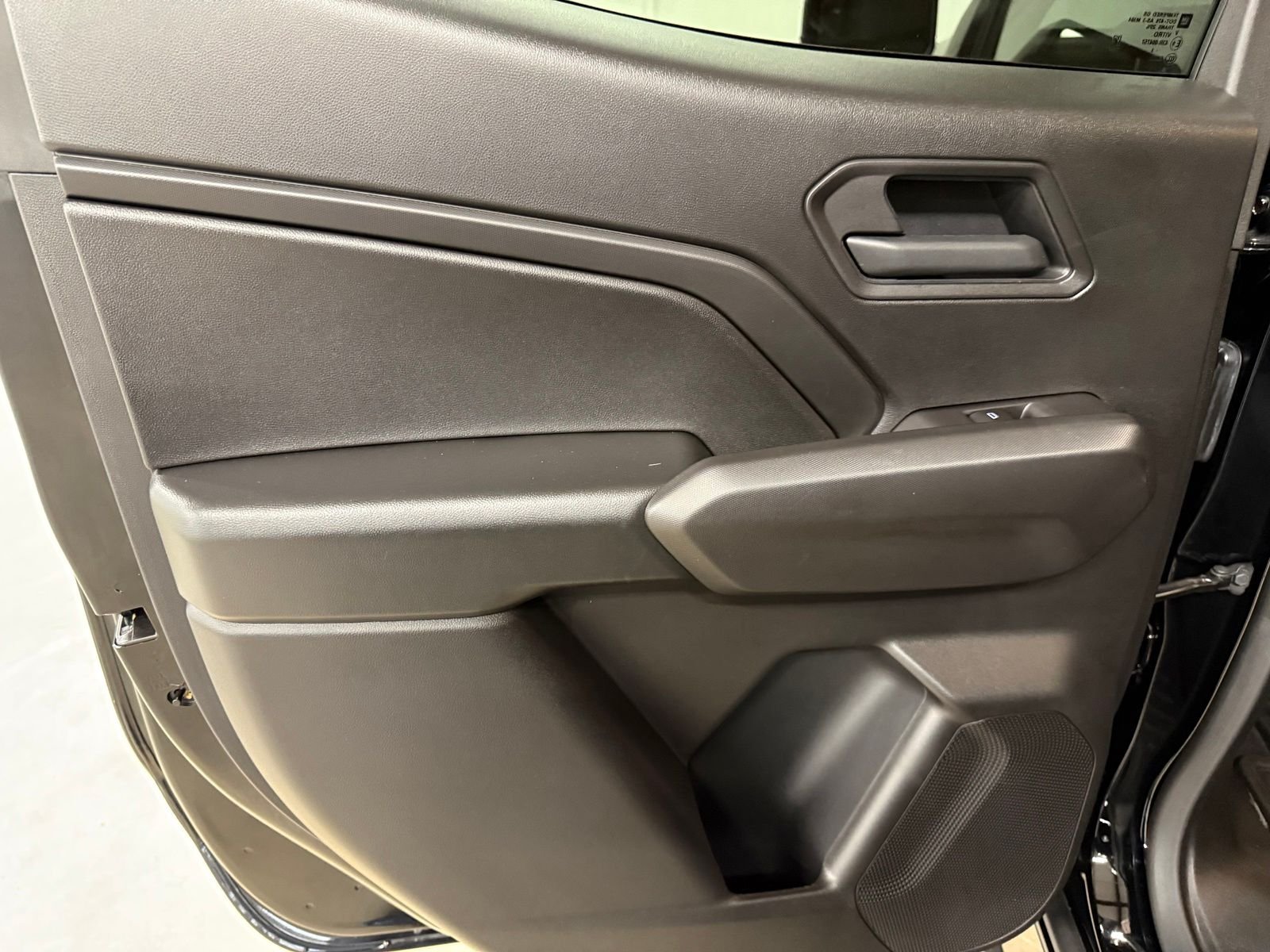 Used 2025 Black Chevrolet Trail Boss image 24
