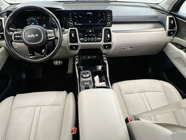 Used 2022 Black Kia SX Prestige image 2