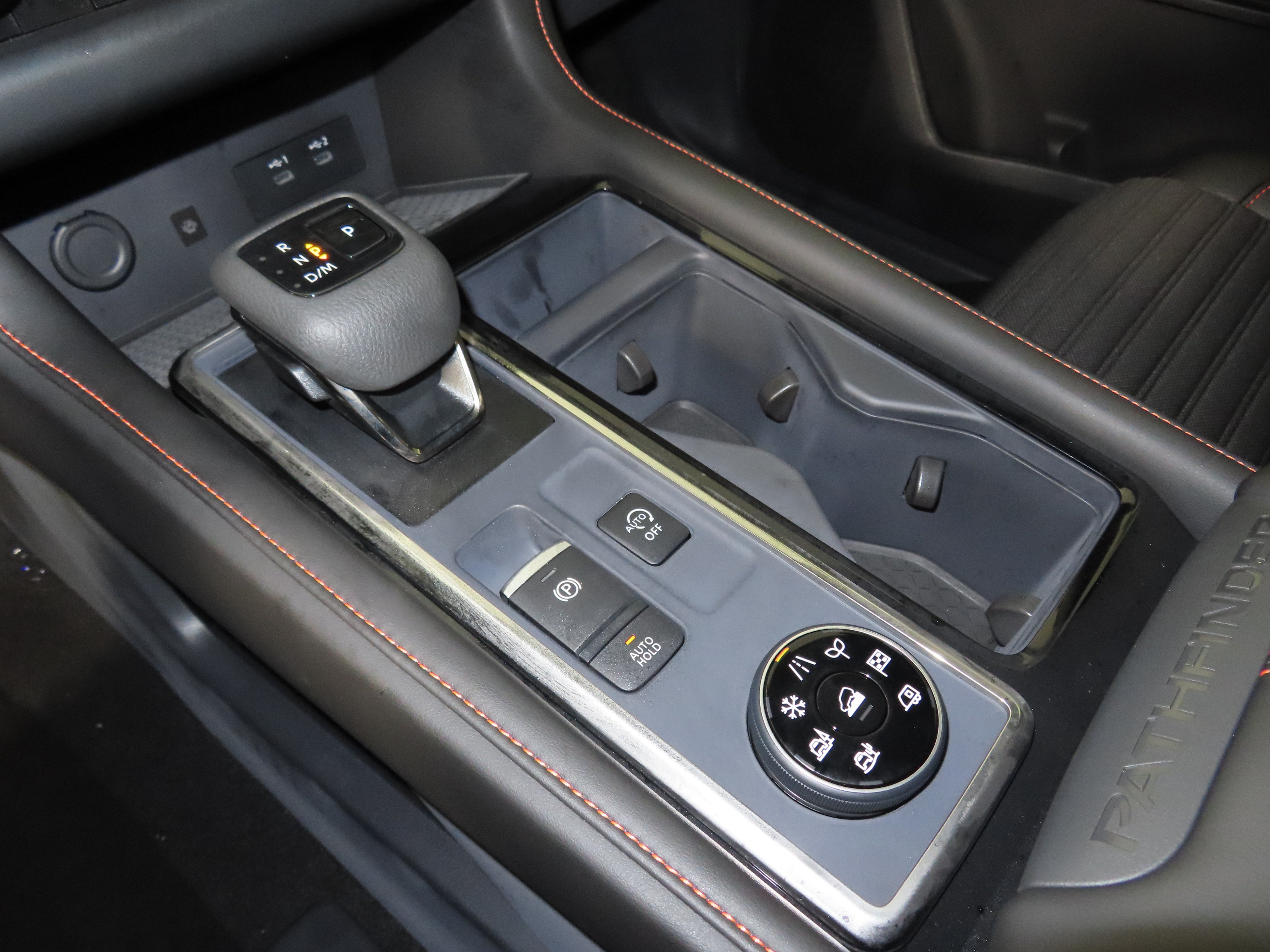 New 2026 Boulder Gray Pearl / Super Black Two-tone Nissan Rock Creek® image 19