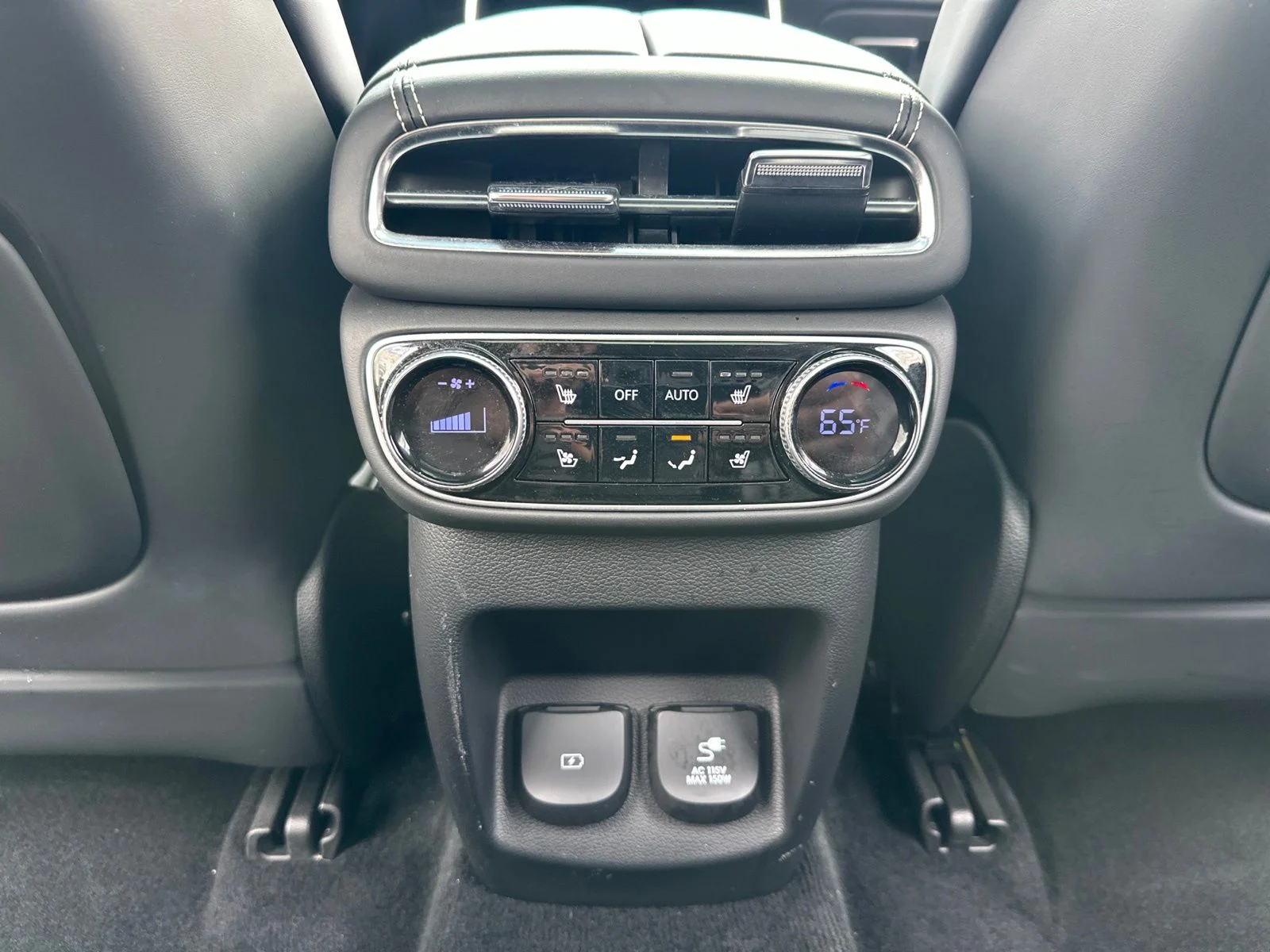 Used 2024 Gray Genesis 3.5T image 35