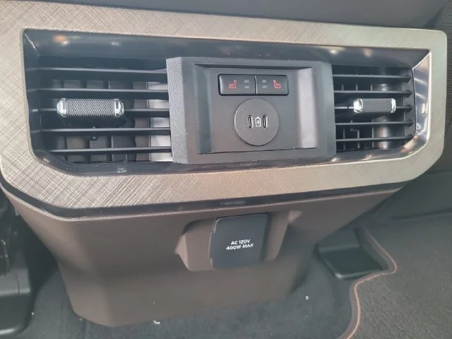 New 2027 Oxford White Ford King Ranch image 16
