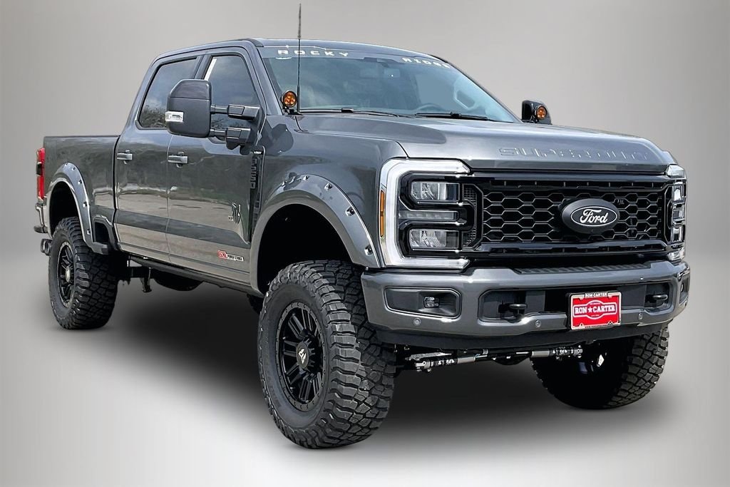 New 2026 Ford Super Duty F-250 Lariat 4D Crew Cab