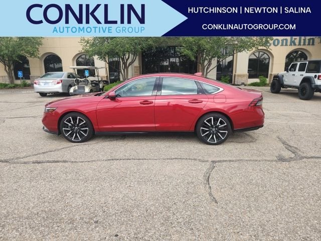 2025 Honda Accord Hybrid Touring's photo