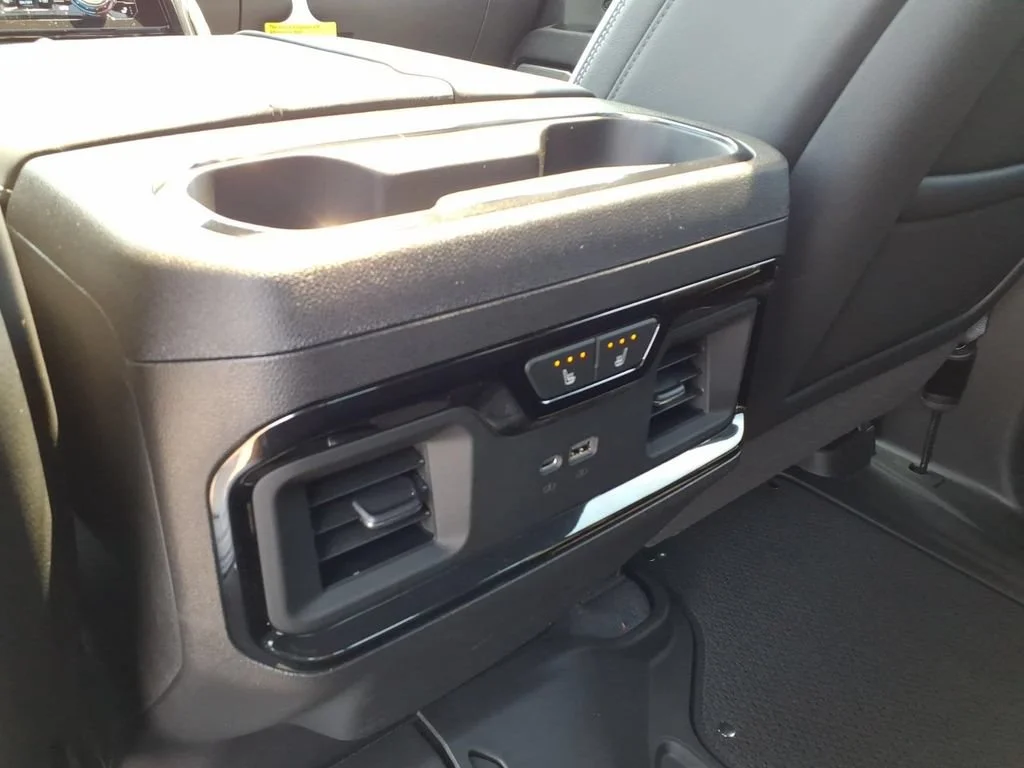 2026 GMC Sierra 1500 AT4X - Photo 21