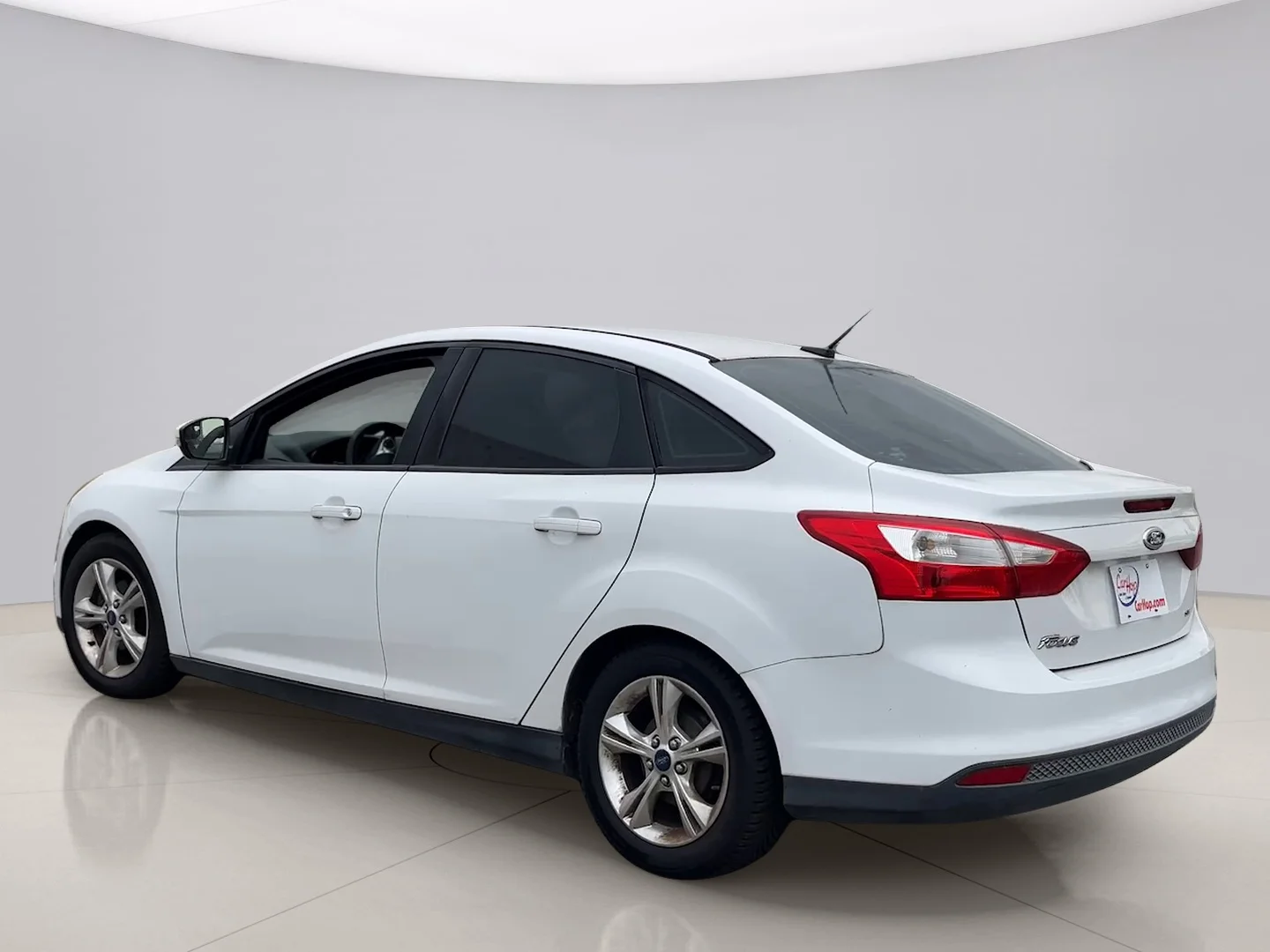 Used 2014 White Ford SE image 4