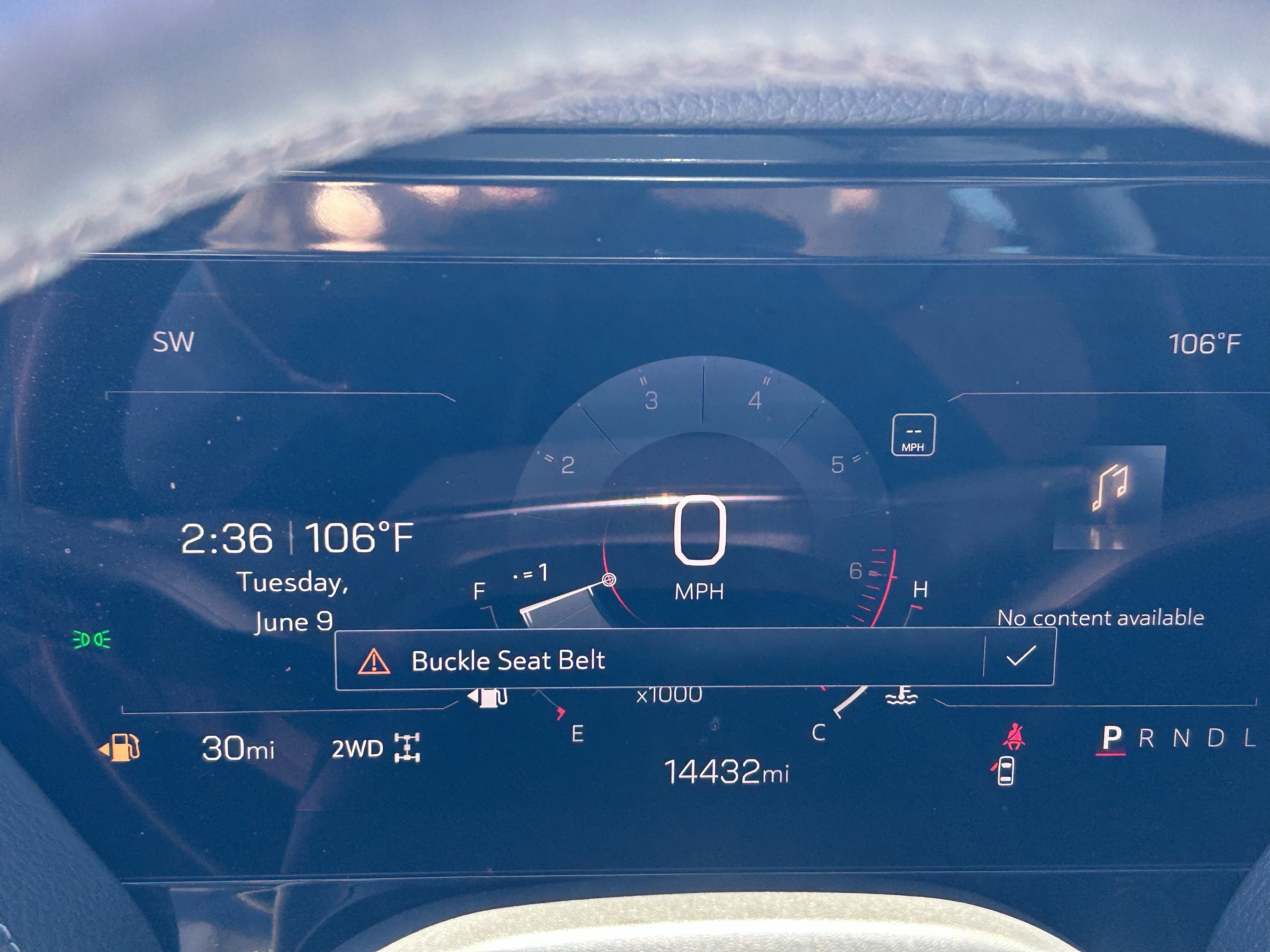 2025 GMC Yukon Denali - Photo 13