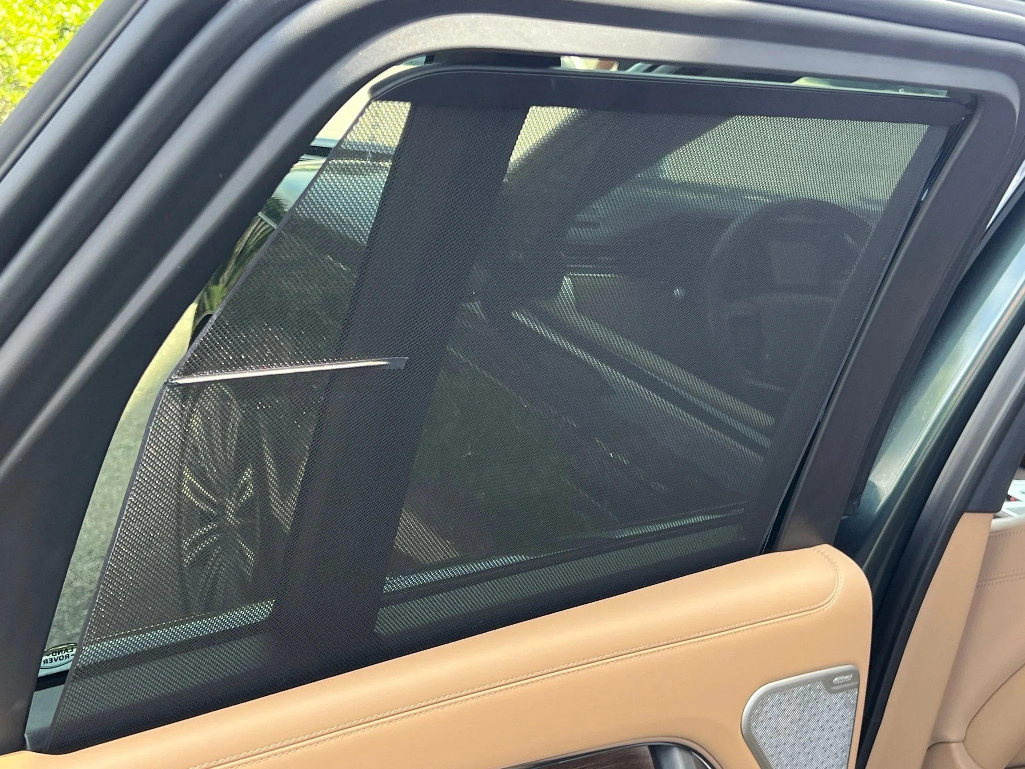Used 2025  Land Rover Autobiography image 43