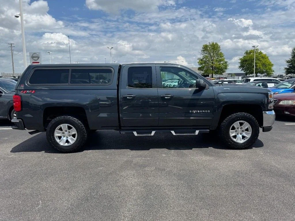 Used 2019 Gray Chevrolet LT image 2