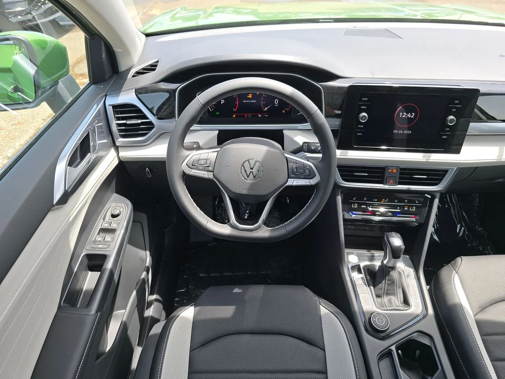 New 2026 Bright Moss Green Metallic Volkswagen 1.5T SEL image 15