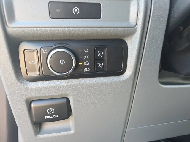 Used 2025 White Ford XLT image 25