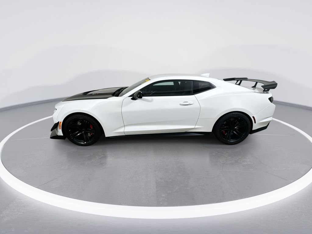 Used 2020 White Chevrolet ZL1 image 5