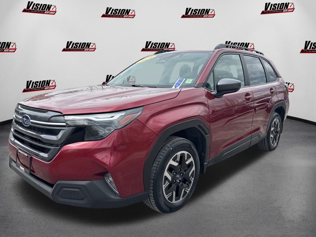 2025 Subaru Forester Premium's photo