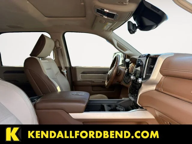 Used 2021 White Ram Laramie image 15