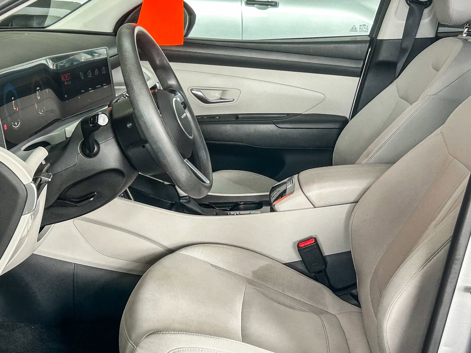 2025 Hyundai Tucson SEL - Photo 17