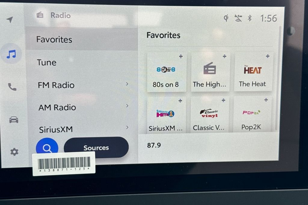 2025 Toyota Tacoma SR5 - Photo 17