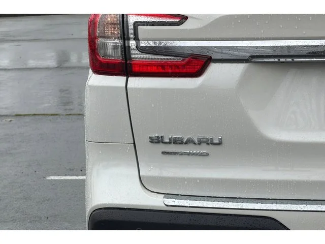 New 2026 CRYSTAL WHITE PEARL Subaru Limited 7-Passenger image 26
