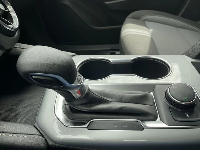 Used 2024 White Chevrolet LT image 19