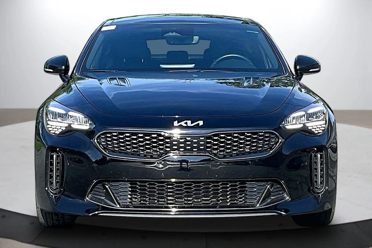 Used 2023 Black Kia GT-Line image 3