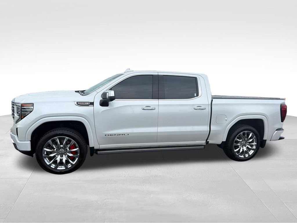 Used 2023 White GMC Denali image 3