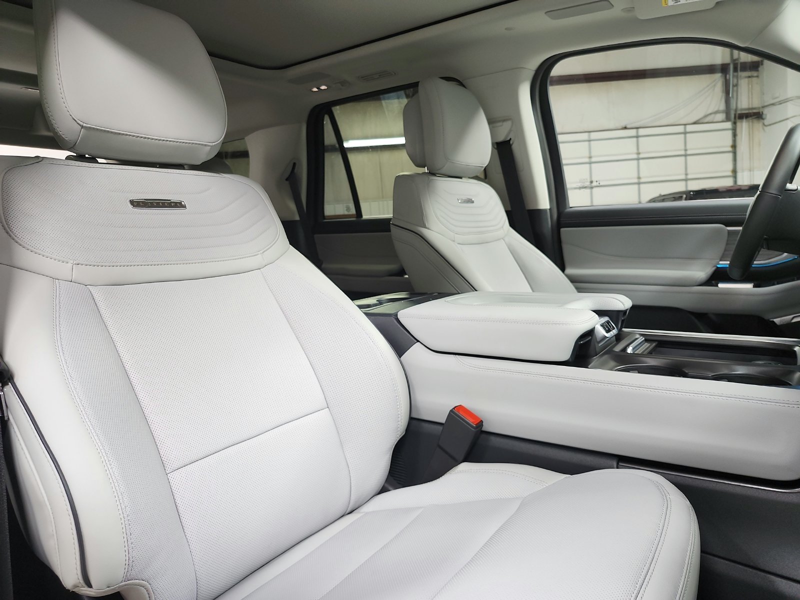 New 2027 Glacier Gray Metallic Tri-Coat Ford Platinum image 47