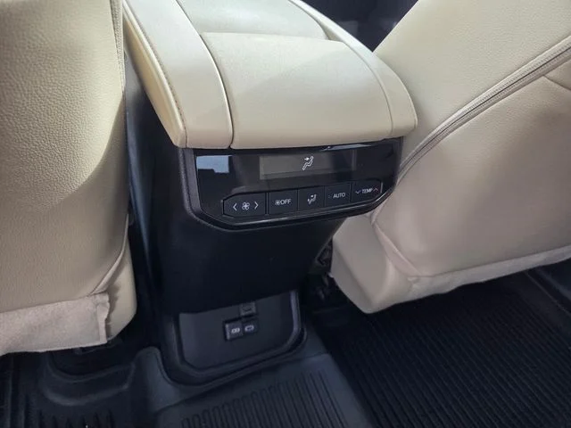 Certified Used 2023  Toyota XLE image 8